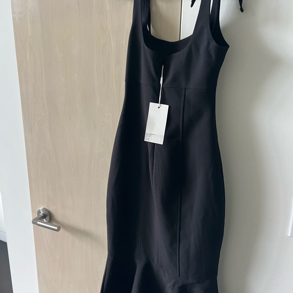 Likely dress in black size 0 - Picture 5 of 10